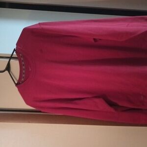 Nike V neck therma-fit sweatshirt